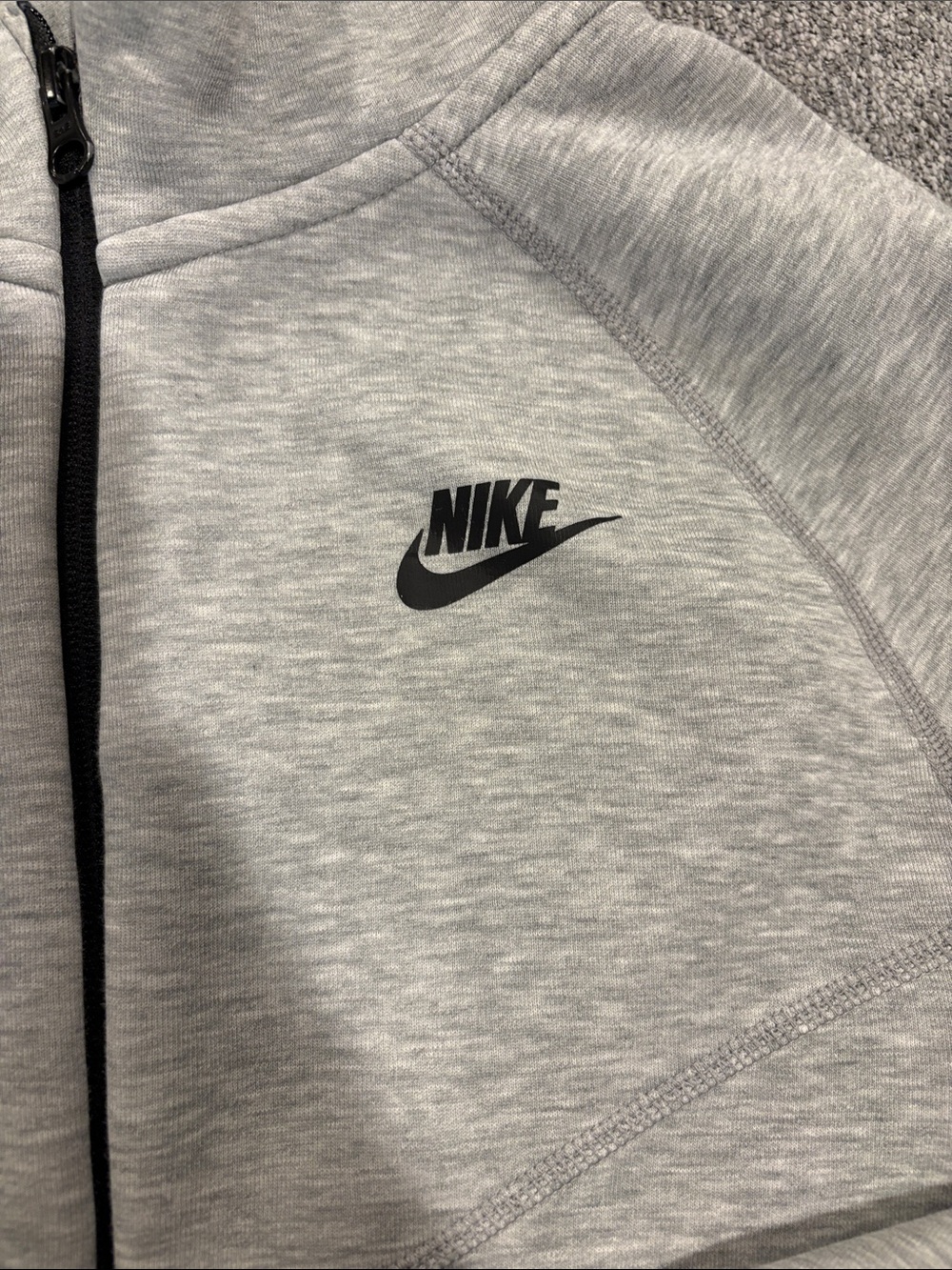 Nike Tech -Light Gray Heather Full-Zip Nike Tech - Picture 2 of 10